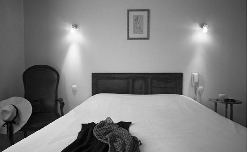 Hotel-Restaurant De L'Abbaye Plancoët Kamer foto
