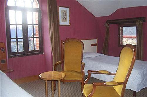 Hotel-Restaurant De L'Abbaye Plancoët Kamer foto